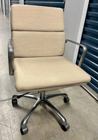 Pottery Barn Nash Swivel Desk Chair 1
