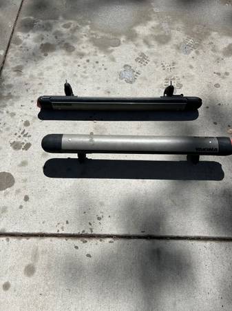 Yakima FatCat 6 Ski Rack 1