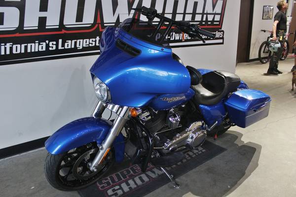 2018 Harley-Davidson Street Glide | Concesionario de superbicicletas - $12,499 (Rancho Cordova)63440070895875124