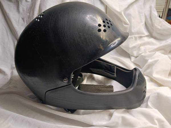 Casco Bell para jóvenes - $5 (Brooklyn, Coney Island)63471376501121120