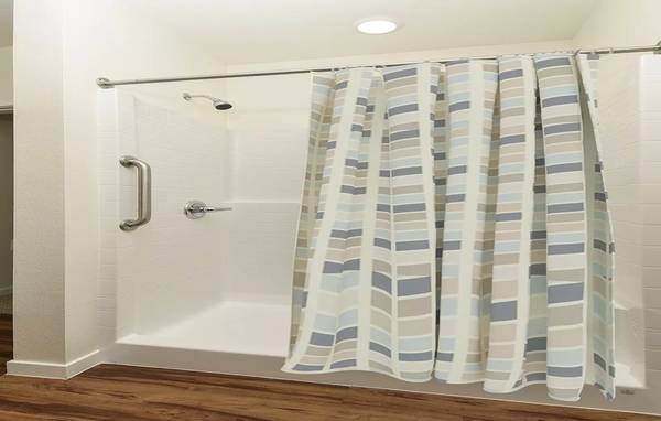 $1,449 / 2br - 918ft2 - Different views, different sizes, and different prices we have it all! (Goodyear)64024998932993122