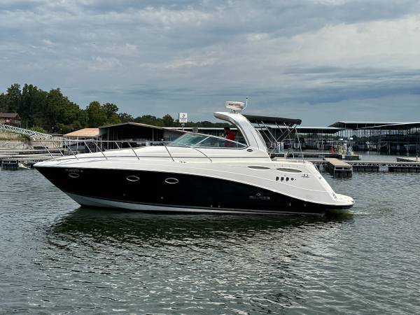 2007 Rinker 350 - $89,950 (Disney)63438747472131124