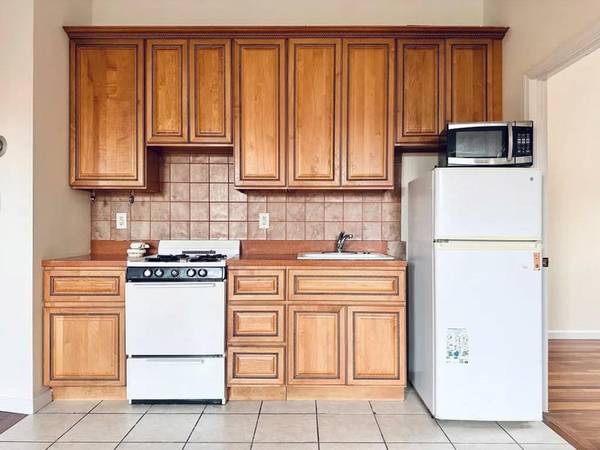 $680 Park Slope Room, 4KTV, 15 min to Manhattan (Park Slope)63945494684547124