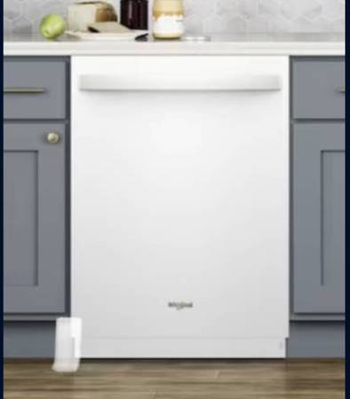 Whirlpool Top Control 24-in Dishwasher (White), Very Quiet 51dba -NEW! - $575 (Stockbridge)63469930841857120