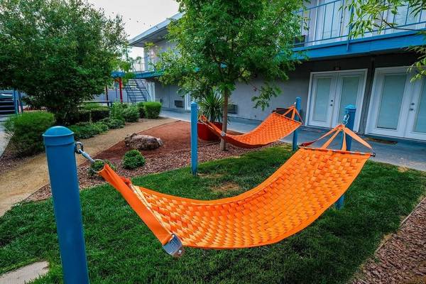 $850 / 400ft2 - Located in Las Vegas!, Studio, Hammocks (965 Cottage Grove Ave, Las vegas, NV)63859501844353121