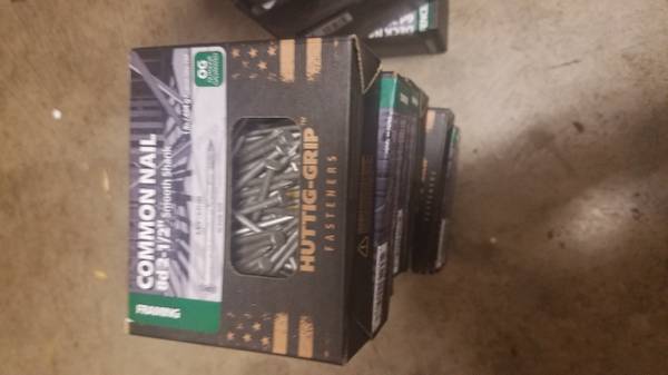 Framing Common Nail 8d Size, Outdoor Galvanized Finish 1