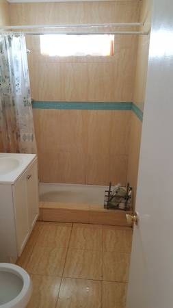 $900 / 1br - 100ft2 - $900 room. Utilities covered. (San Diego)63657209471235122