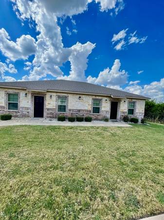 Charming 2 Bed/2 Bath duplex in Waco, TX - $1175 1