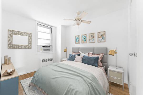 Soundproofed city windows, keeping the apt peaceful and quiet
$2,200
                        West Village Soundproofed city windows, keeping the apt peaceful and quiet
$2,200
                        West Village