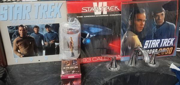Star Trek 1992,  1993, and 2000 calendars great Uhura glass new 1
