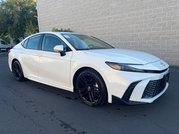 1 2025 Toyota Camry Certified Electric SE Sedan 1