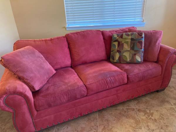 Couch - Very Good Condition, Well-Made and Full Size 1