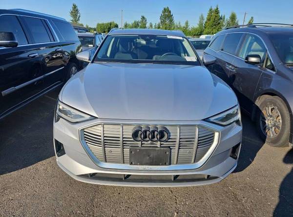 2019 Audi e-tron INSTANT APPROVALS ! - $18,888 (+ FINANCING AVAILABLE!)63623060907009121