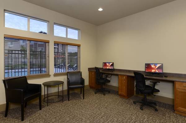 $1,551 / 3br - Business Center w/ Free Wi-Fi, Fireplace Lounge, 3/BD 2/BA (5501 W Hildebrand Blvd, Kennewick, WA)63624251027587121