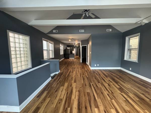 $2,800 / 2br - 1000ft2 - 2br 2ba BUCKTOWN: W/D in unit, top floor, avail Oct/Nov SEE PICS HERE (Bucktown)63898858193027120