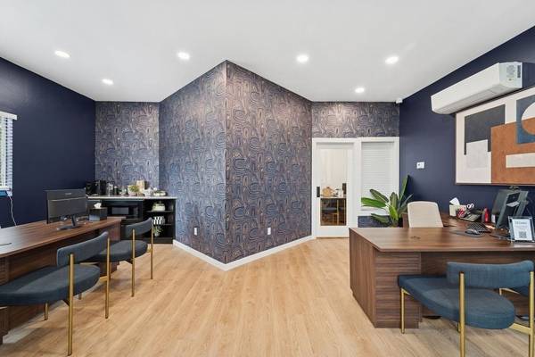 $2,045 / 2br - 1023ft2 - September Magic: Find Your Perfect Apartment One Month Free Today! (6305 S 238th Pl, Kent, WA)63850755942275122