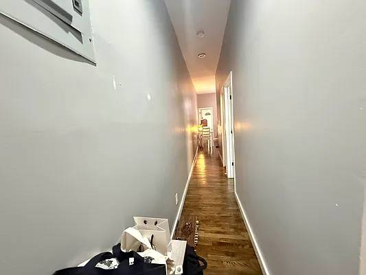 $2,900 / 1br - Charming Two Bedroom with Private Backyard in Bushwick — $2,900 (Brooklyn)63689752204547124