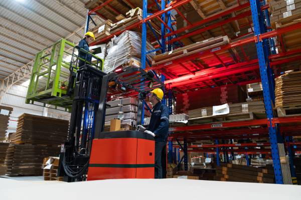 Warehouse Cherry/Order Picker 1
