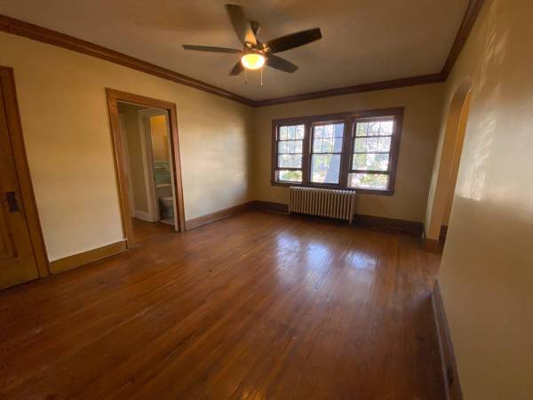 $750 / 1br - 715ft2 - Great 1 Bedroom on First Floor64048421025283122