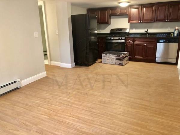 $2,600 / 2br - 9/1!Excelente 2H!SÓTANO!MagounSQ/Winter Hill!TODO INCLUIDO!Lavandería! (Magoun Sq/Gilman Sq T)63856338820483121