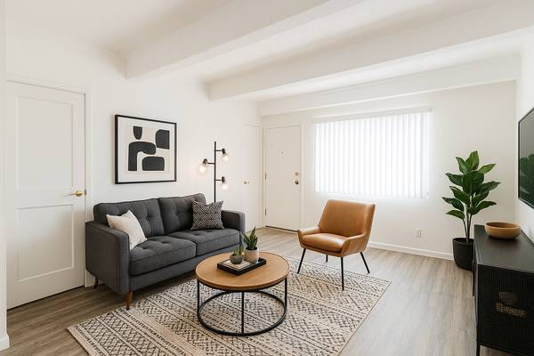 Don't Wait - Apply for This Two Bedroom Close to the Marina Today! 1