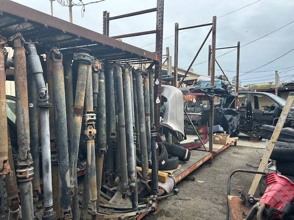 tOYOTA pu 4RUNNER TACOMA TUNDRA T100 DRIVE SHAFTS 1