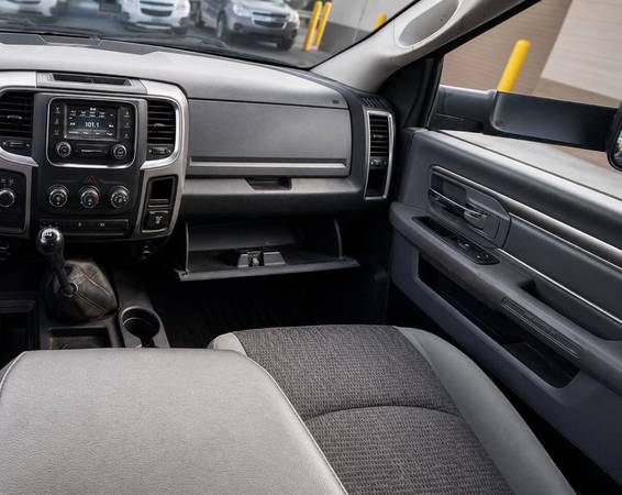 2018 RAM Big Horn 4dr - Photo 13