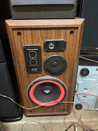 Cerwin Vega AT-10 Speakers 1