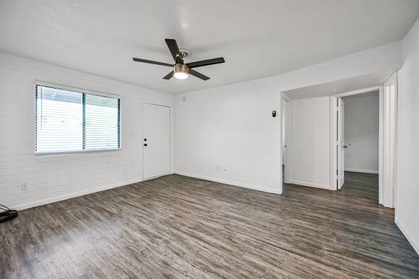 $1,600 / 3br - 1150ft2 - 1744 W Glendale AVE 13 (Phoenix)64024993162114122