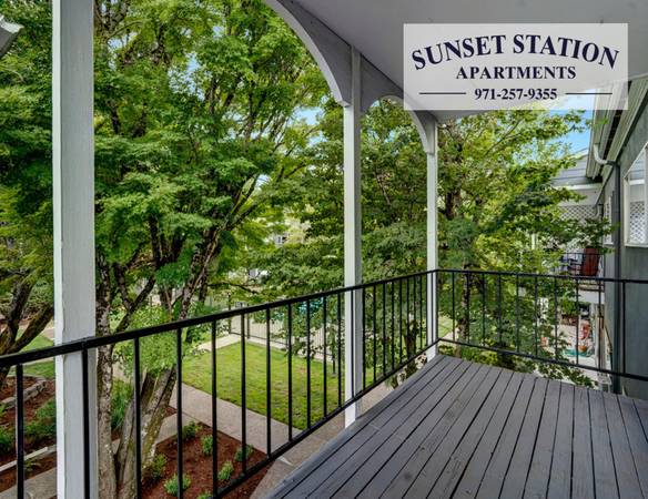 $1,399 / 1br - OPEN HOUSE FRIDAY - Get a FREE GIFT with TOUR! - Pet Friendly + AC (Beaverton)63956504510211120