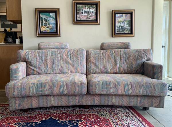 Roche Bobois Comfortable Fabric Loveseat Sofa Couch. Made in Italy. 1