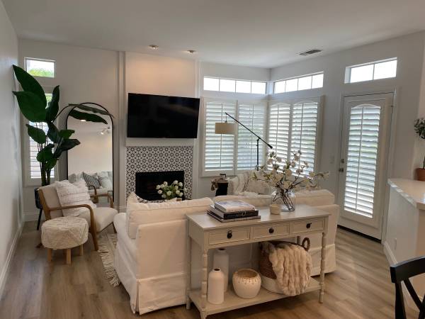 Gorgeous LVP Flooring 1