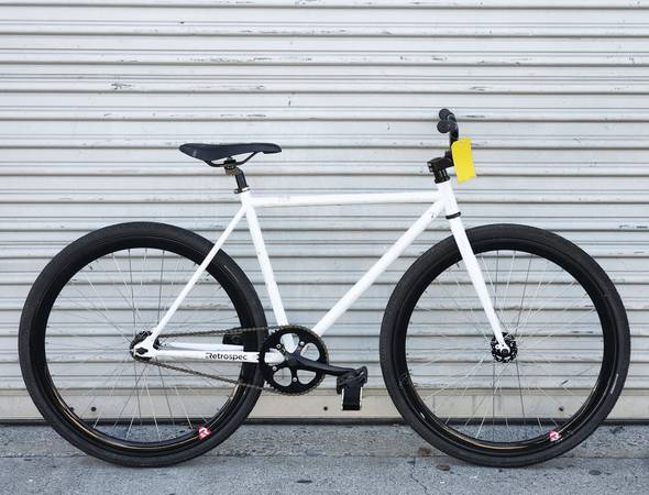 Retrospec Harper Plus fixed-gear with upgraded deep V wheelsets 1