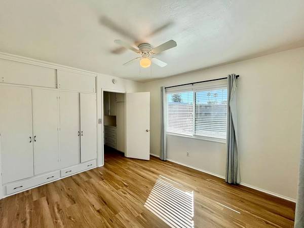 $960 / 1br - 600ft2 - Modern 1-Bed, 1-Bath Upper-Level Home for Comfortable Living (San Diego)63775434465795120