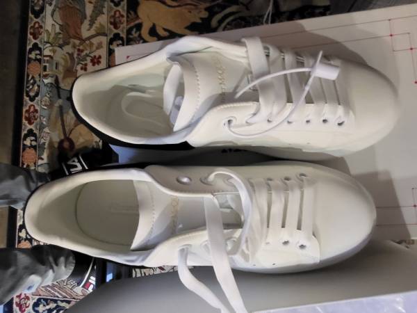 (NEW)Alexander McQueen sneaker/shoes size 38 Europe , 1