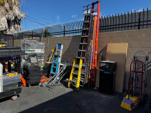 10 step 2 sided ladder 1