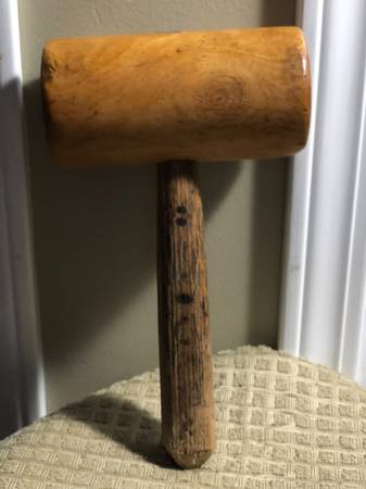 Nice Antique Carpenter's Mallet With 5 1/2" L X 2 3/4" D Head with 7" 1