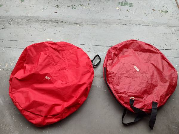 WREATH STORAGE CONTAINERS 1