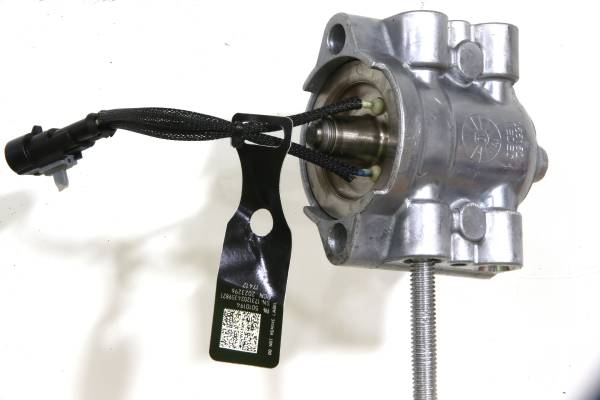 Evinrude ETec G2 FUEL INJECTOR 5010207  Six Are Available Currenty - $250 (Bloomington)63471408590465122