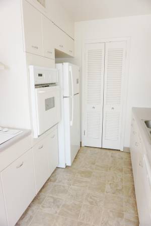 $945 / 1br - 800ft2 - Harney Square- Blackstone District (Blackstone)63681659815169121