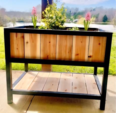 Cedar Planter Box 1