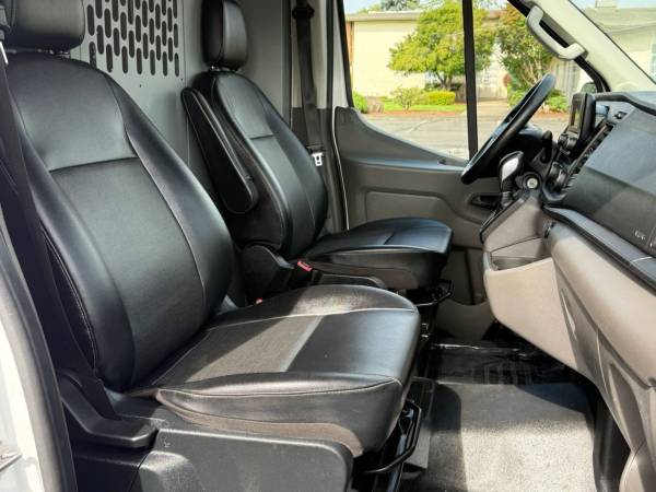 2021 Ford Transit 250 - Photo 15