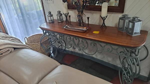 Side table/ buffet table 1
