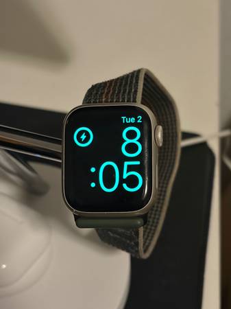 Apple Watch Series 8 1