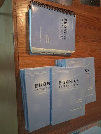 Saxon Phonics Intervention 1