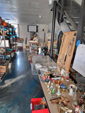 Antique  store closing today saturday 1