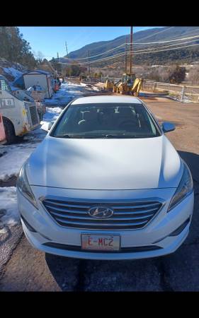 2016 Hyundai Sonata SE 1