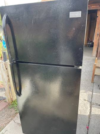 Frigidaire black refrigerator 1