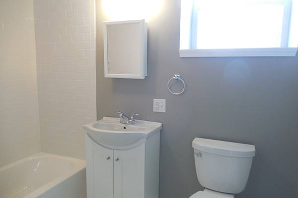 $2,550 / 2br - Large Two Bed in Downtown Salem63699333581571123