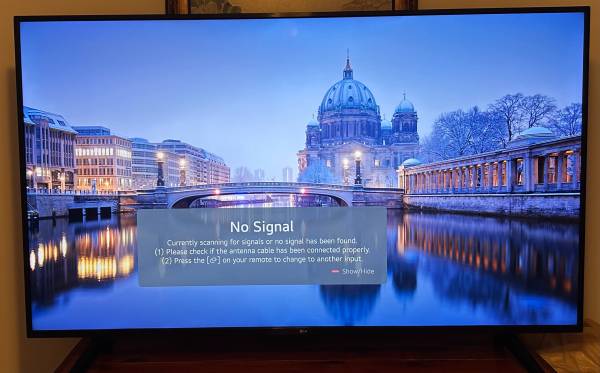LG UHD 65 inch Class 4K Smart TV (65UP7000PUA) 1